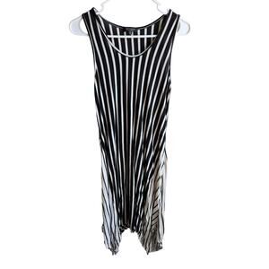 Love Ryan LA Sz M Handkerchief Hem Maxi Dress Black White Vertical Stripes